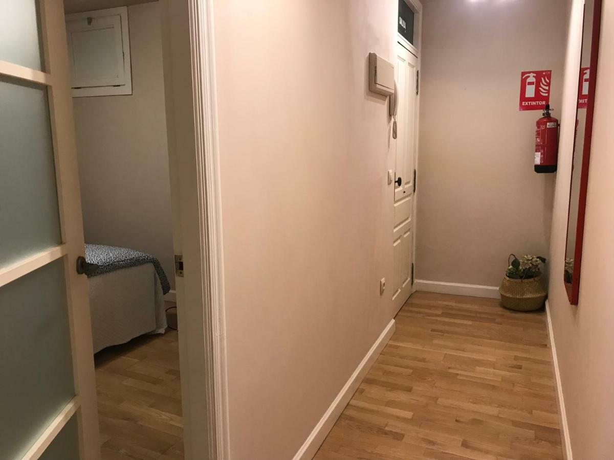Sebrenu 1 Apartment