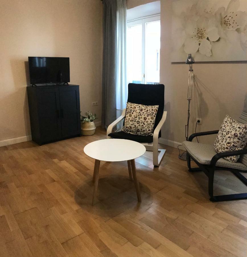 Apartment Sebrenu 1